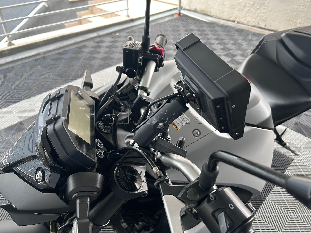 Multimidia Monitor Moto Carplay Android Auto Sem Fio